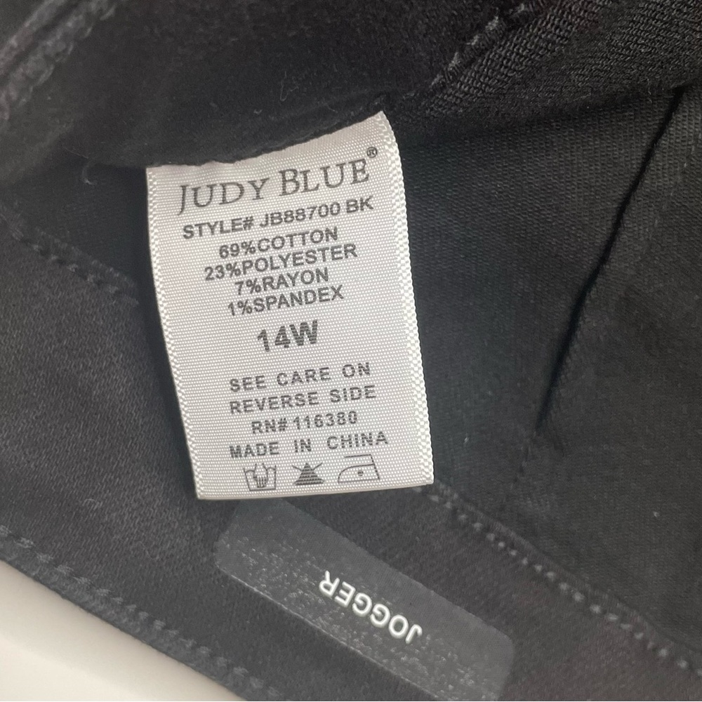 Judy Blue Women's High Waist Black Jogger Jeans Stretch Denim Size 14W - Picture 9 of 16